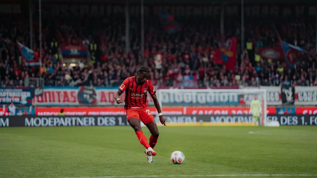 Omar Traoré im Passpiel