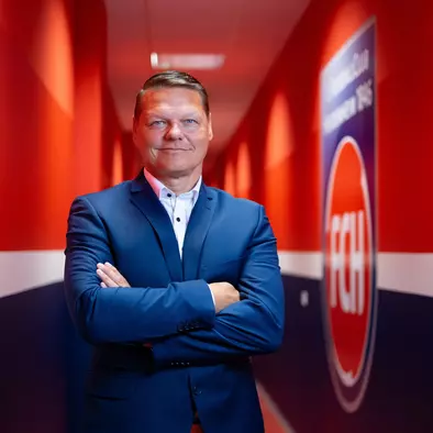 Stefan Ahrens