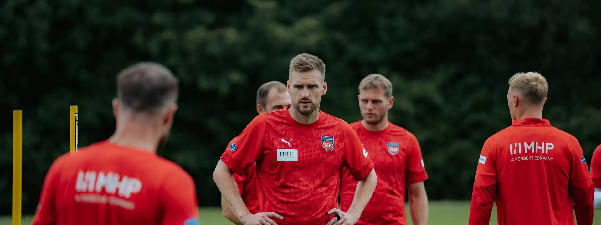 „Eine besondere Ehre“ – Patrick Mainka bleibt weiterhin FCH Kapitän!