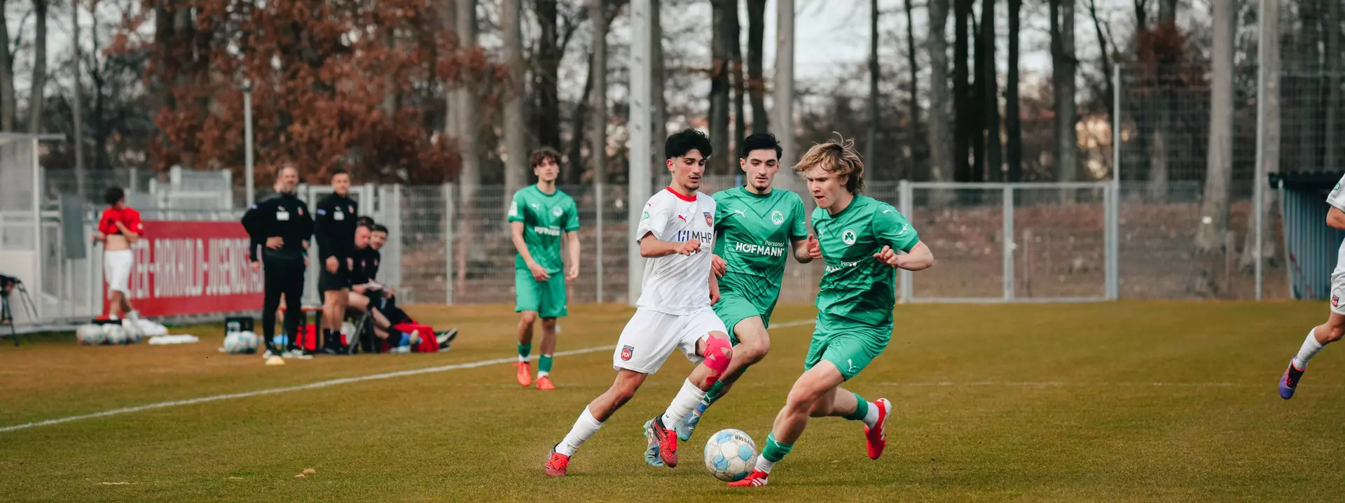 FCH U17 siegt effizient in Fürth – Auswärtsserie hält weiter an