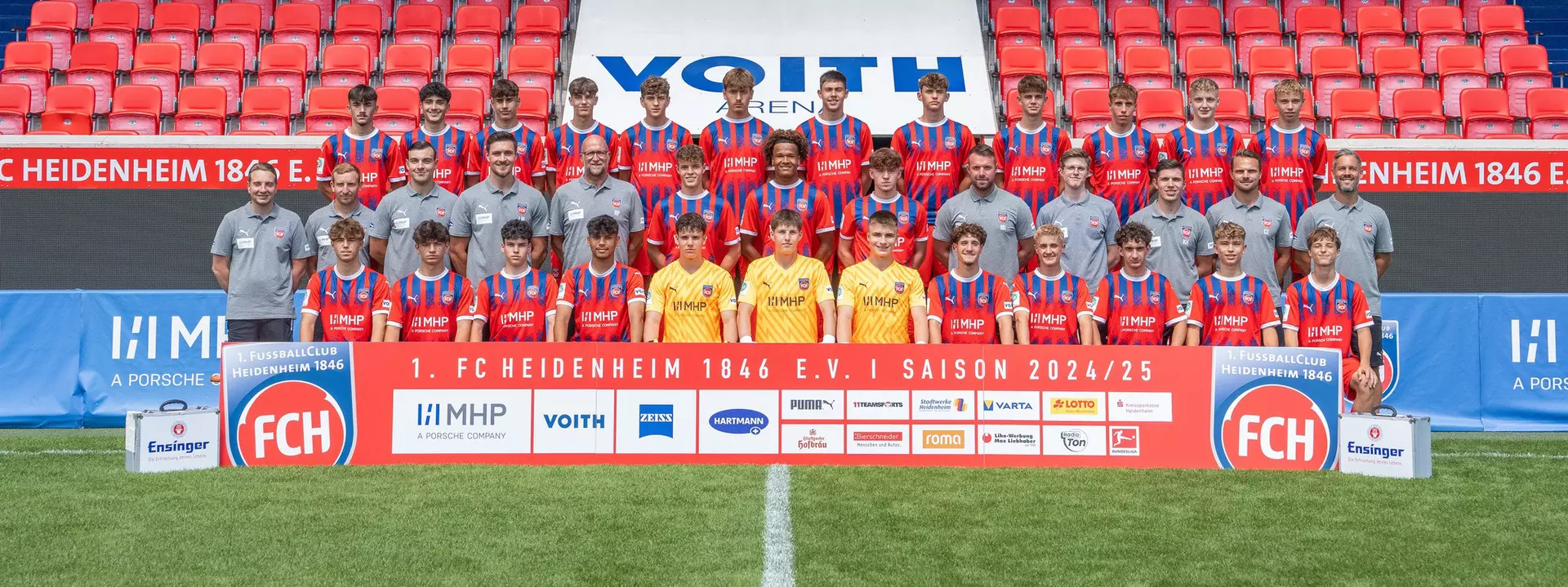 U17